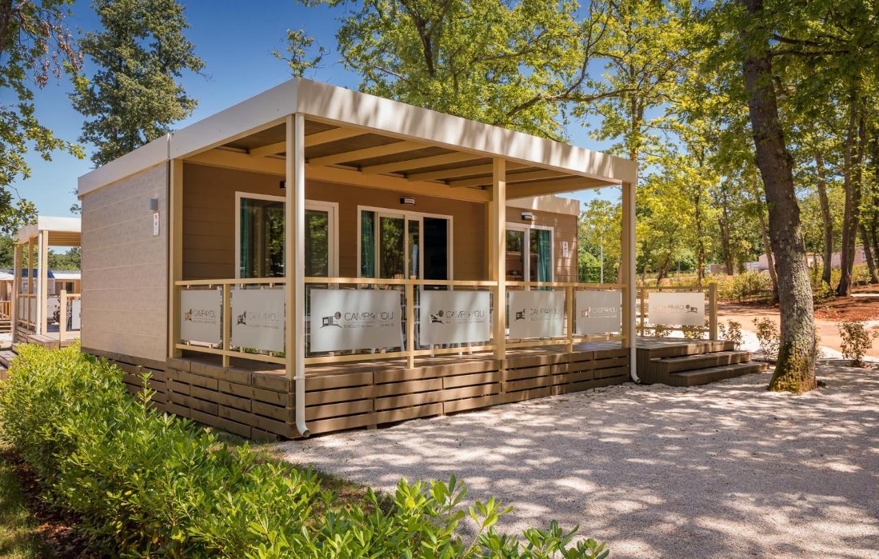 Mobile Homes Premium Relax Park Umag By Camp4You Karigador Exterior foto